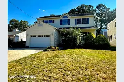 195 S Lakeshore Drive, Manahawkin, NJ 08050 - Photo 1