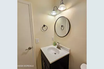 3 Millay Court, Freehold, NJ 07728 - Photo 15