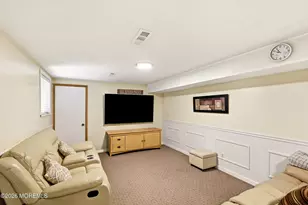 26 Newport Dr, Howell Township, NJ 07731 - Photo 17
