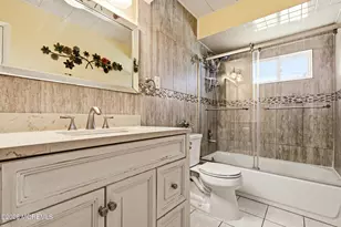 26 Newport Dr, Howell Township, NJ 07731 - Photo 15