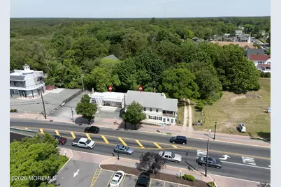 17 E Main Street, Tuckerton, NJ 08087 - Photo 11