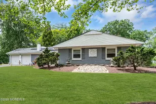 8 Owens Rd, Marlboro Township, NJ 07746 - Photo 3