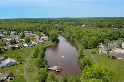 16 Suffolk Way, Marlboro Township, NJ 07746 - Photo 37