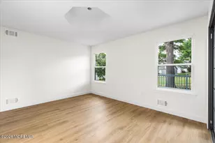 16 Suffolk Way, Marlboro Township, NJ 07746 - Photo 11