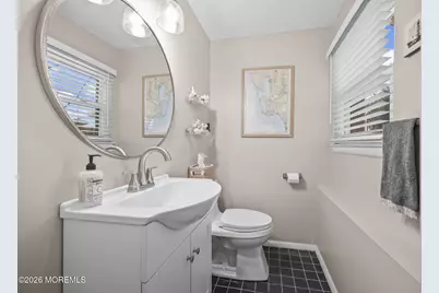 72 Wynnewood Court, Freehold, NJ 07728 - Photo 35