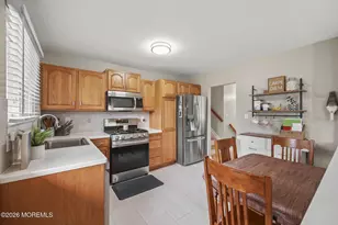 72 Wynnewood Ct, Freehold, NJ 07728 - Photo 15