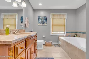 23 Southview Terrace S, Middletown, NJ 07748 - Photo 27