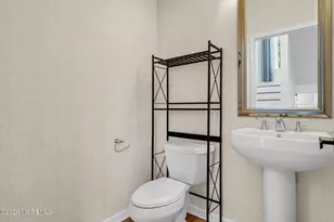 20 Russell Ct, Matawan, NJ 07747 - Photo 25