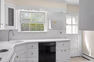 988 Woodgate Ave, Long Branch, NJ 07740 - Photo 9