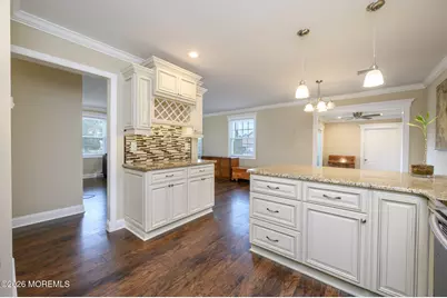 41 Piazza San Paola #A, Freehold, NJ 07728 - Photo 13
