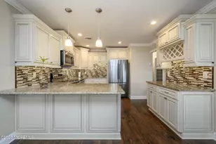 41 Piazza San Paola, Freehold, NJ 07728 - Photo 11