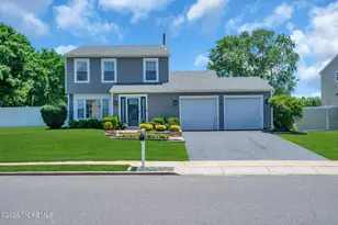 38 Markwood Dr, Howell Township, NJ 07731 - Photo 5