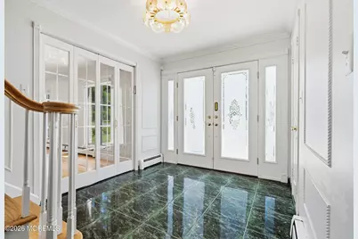 4 Mount Court, Oakhurst, NJ 07755 - Photo 9
