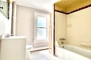 75 Division St, Keyport, NJ 07735 - Photo 9