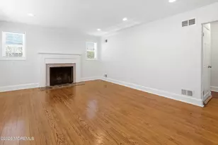 1 Cottage Pl, Freehold, NJ 07728 - Photo 5