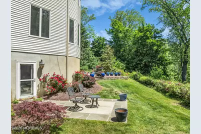 427 Fawns Run, Morganville, NJ 07751 - Photo 25