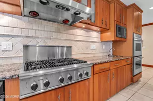 427 Fawns Run, Morganville, NJ 07751 - Photo 45