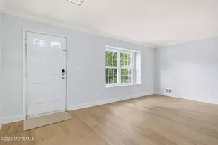 17 Alameda Ct, Eatontown, NJ 07724 - Photo 5