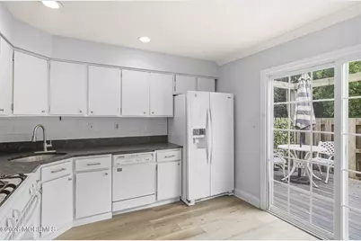 17 Alameda Court, Eatontown, NJ 07724 - Photo 11