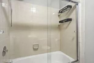 17 Alameda Ct, Eatontown, NJ 07724 - Photo 21