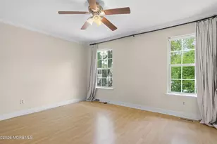 17 Alameda Ct, Eatontown, NJ 07724 - Photo 17