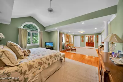 4 Halifax Drive, Morganville, NJ 07751 - Photo 15