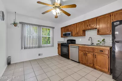 21 Carriage Lane, Englishtown, NJ 07726 - Photo 11