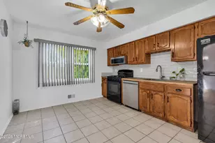 21 Carriage Ln, Englishtown, NJ 07726 - Photo 11