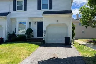 21 Carriage Ln, Englishtown, NJ 07726 - Photo 1