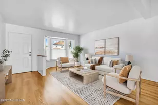 21 Carriage Ln, Englishtown, NJ 07726 - Photo 5