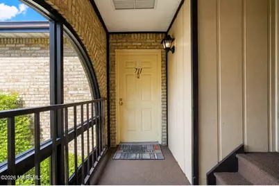 711 Wellington Place, Aberdeen Township, NJ 07747 - Photo 23
