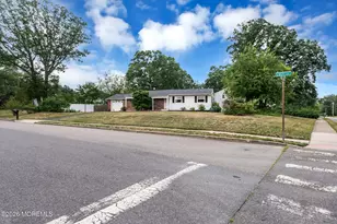 1075 Lucy Ln, Toms River Township, NJ 08753 - Photo 33