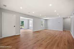 18-5 Augusta Ct, Freehold, NJ 07728 - Photo 5