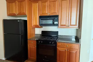 418 Sophee Ln, Lakewood, NJ 08701 - Photo 3