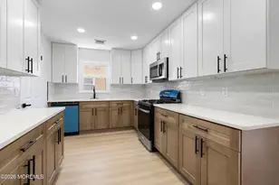 33 Whitmore Dr, Toms River Township, NJ 08757 - Photo 9