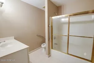 29 Village Dr, Eatontown, NJ 07724 - Photo 25