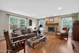8 Rose Ct, Marlboro Township, NJ 07746 - Photo 9