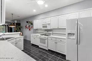 38 Autumntide Dr, Lakewood, NJ 08701 - Photo 19