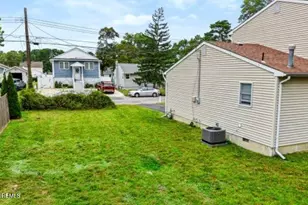 641 Ship Ave, Beachwood, NJ 08722 - Photo 13