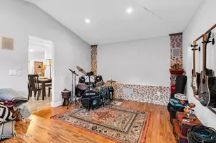 28 Devon Dr, Manalapan Township, NJ 07726 - Photo 25