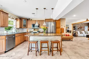 28 Devon Dr, Manalapan Township, NJ 07726 - Photo 19