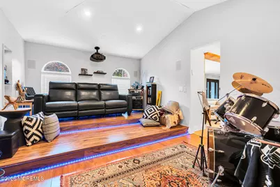 28 Devon Drive, Manalapan Township, NJ 07726 - Photo 23