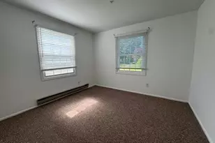 70 William And Mary Sq, Freehold, NJ 07728 - Photo 13