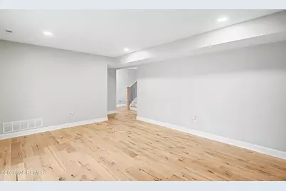 9 Campbell Drive, Eatontown, NJ 07724 - Photo 15