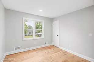 9 Campbell Dr, Eatontown, NJ 07724 - Photo 31