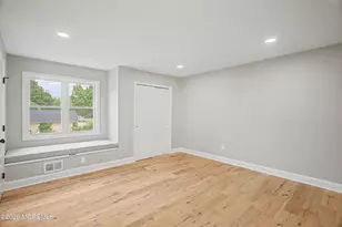 9 Campbell Dr, Eatontown, NJ 07724 - Photo 33