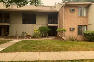 201 Covered Bridge Blvd, Manalapan Township, NJ 07726 - Photo 27