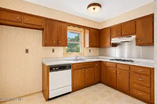 1211 Tuxedo Pl, Spring Lake, NJ 07762 - Photo 11