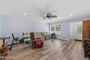 11B John Hancock Dr, Monroe Township, NJ 08831 - Photo 7