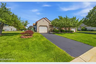 11B John Hancock Drive, Monroe Township, NJ 08831 - Photo 3